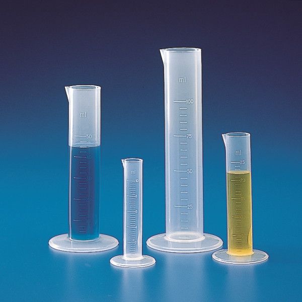 CILINDRI GRADUATI A RILIEVO COLLO ALTO IN PLASTICA ALTAMENTE TRASPARENTE